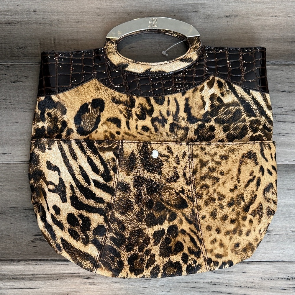 NWT Purse metallic handles , animal print brown and tan color zipper side pocket